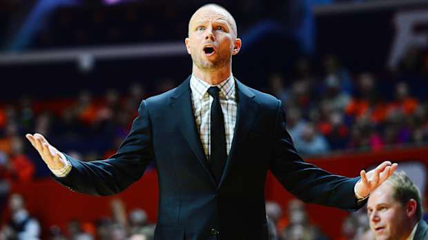 pat-kelsey-winthrop-umass-basketball-coach.jpg